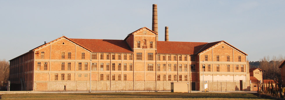 Photographie de la façade du camp des Milles